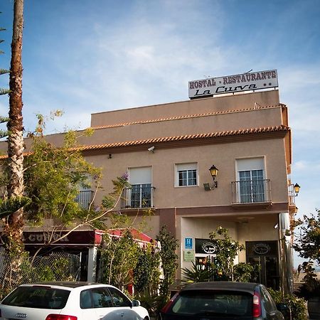 Hostal Restaurante La Curva 아드라 외부 사진